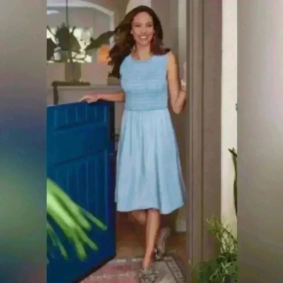 Soft Surroundings chambray dress - Picture 1 of 8